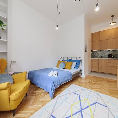Canary Corner Studio City Centre Варшава Екстер'єр фото