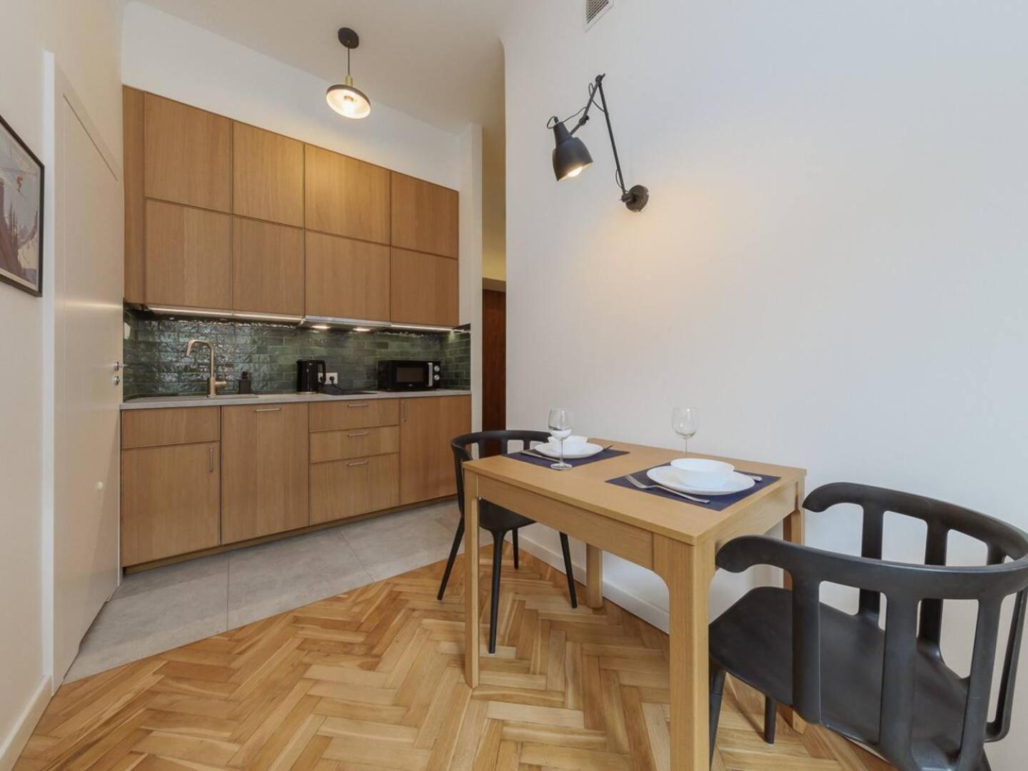Canary Corner Studio City Centre Варшава Екстер'єр фото